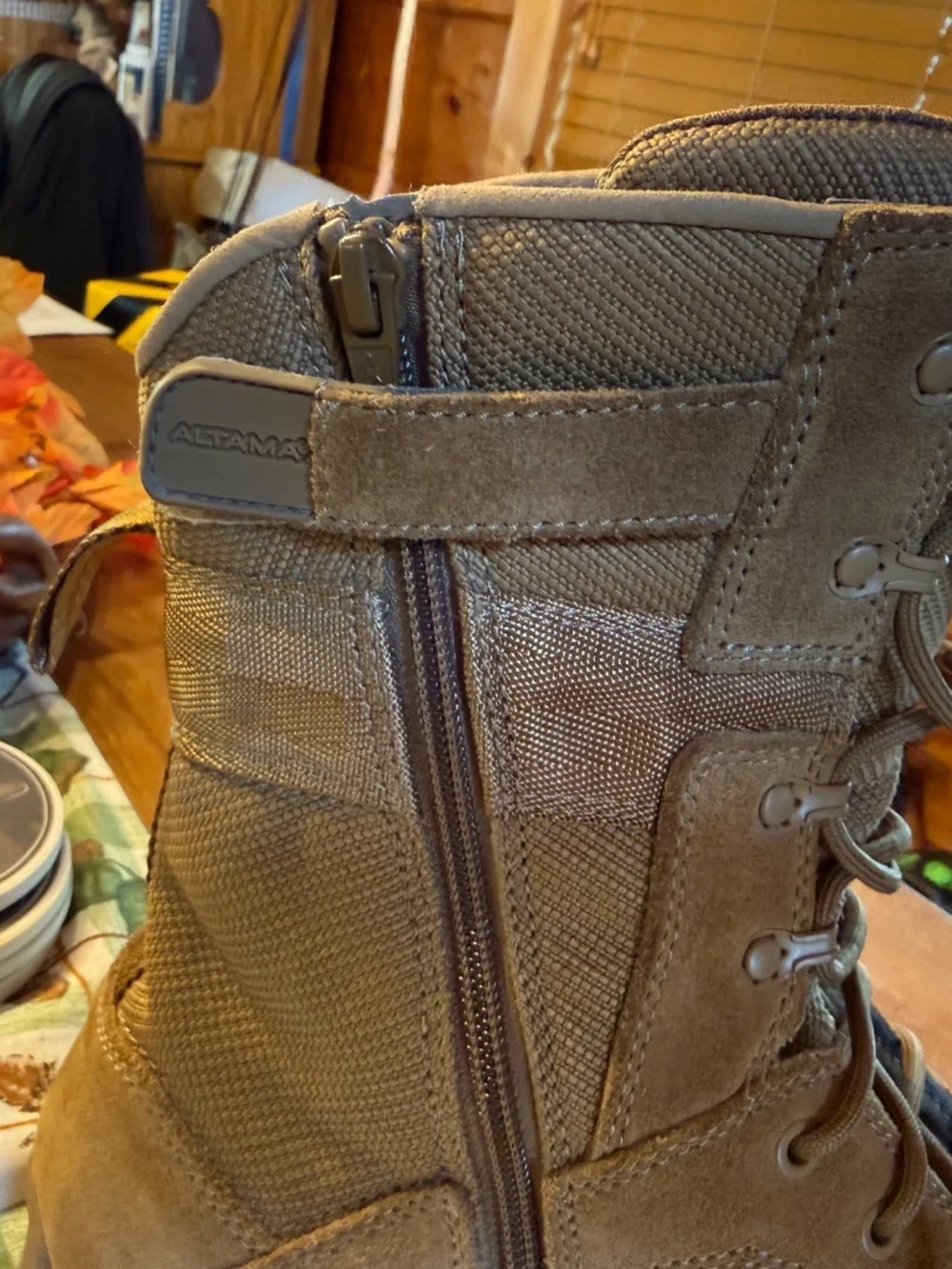Altama Jungle Assault Boots, side zip, coyote brown, size 12W, safety toe